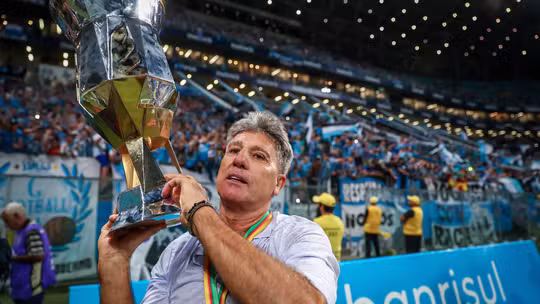Grêmio anuncia Renato como técnico