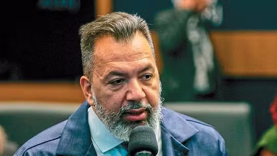Blog: Moraes determina que tornozeleira eletrônica do ex-prefeito de Belford Roxo, Márcio Canella, seja retirada